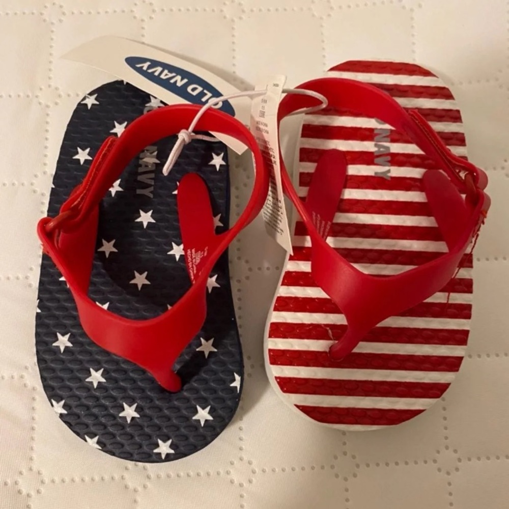 Old navy toddler flip flops